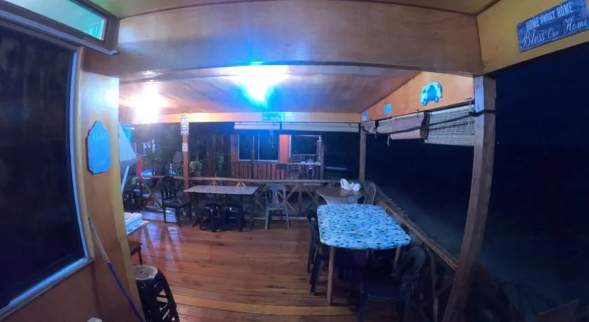 Tajau Laut Guesthouse - Image 1