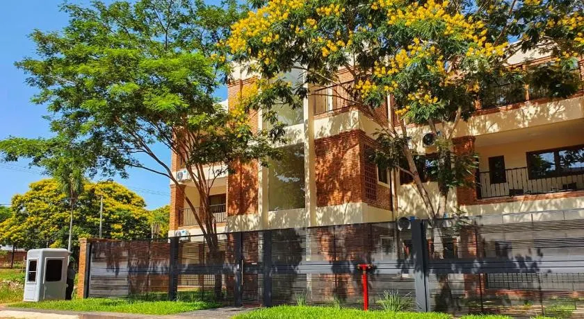 Aparthotel Los Laureles - Image 1