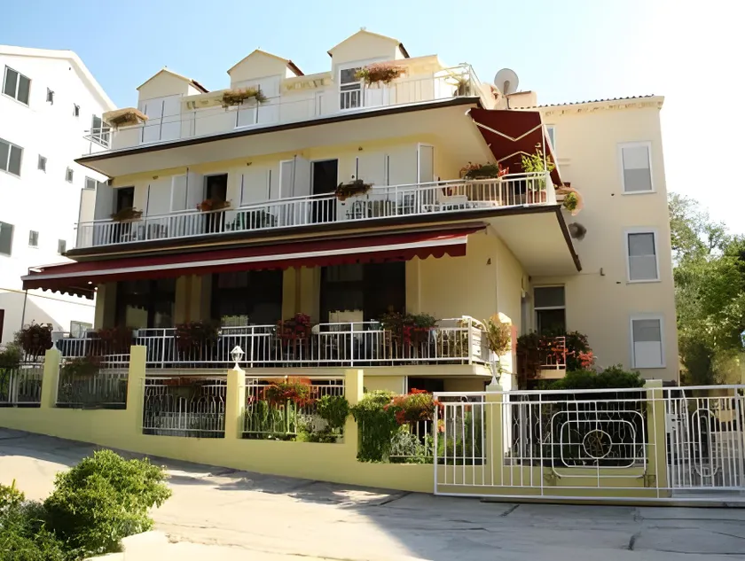 Hotel Haus Am Meer Cavtat - Image 1