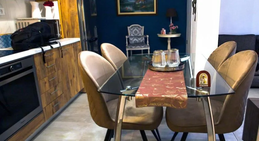 A Pleasant Stay in Chania - Image 1