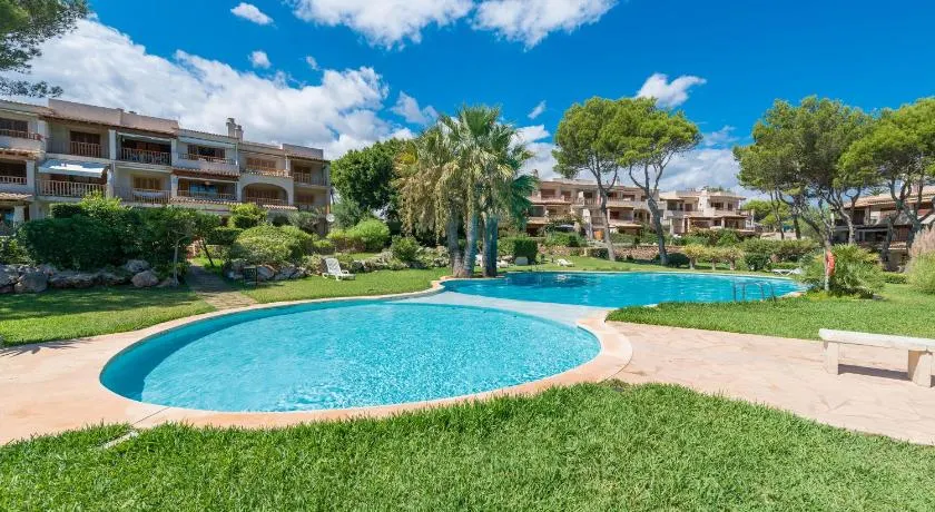 APARTAMENTO "JARDI DEL REI COLAU" con piscinas y vistas al mar, 100m de la playa Cala Marsal - Image 1