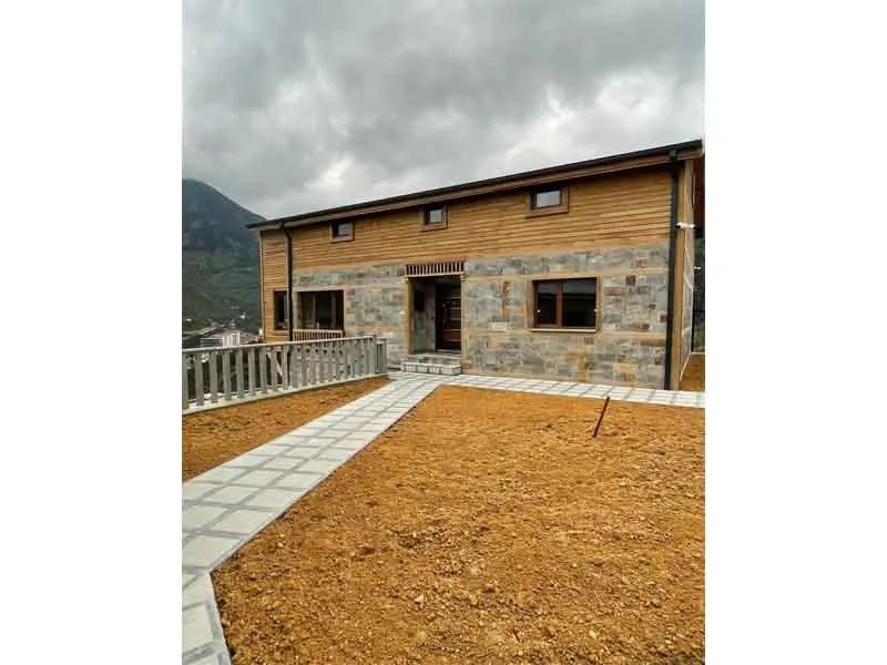 Sukru Eyubogli Villası - Image 1