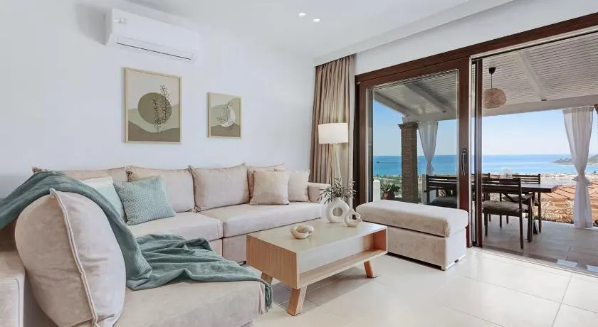 Olivella Luxury Suites - Image 1