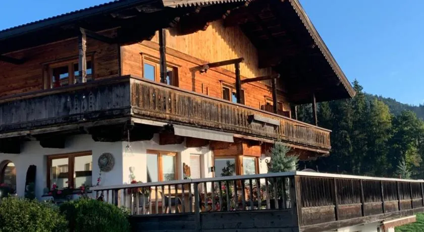 Altenhauser Hof - Image 1