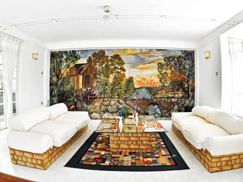 Hotel Kandyan View ''Free pickup from Kandy city'' - Image 1