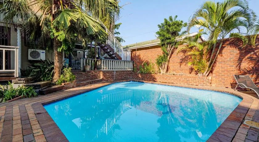 Carrington Guest House - Image 1