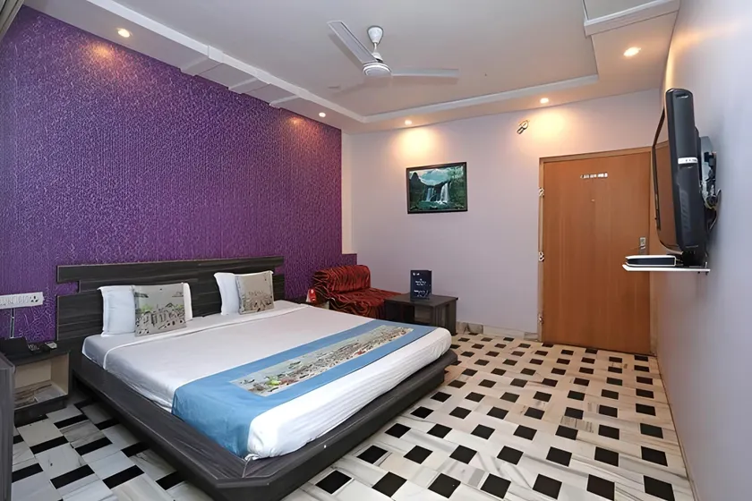 HOTEL HAYAT RESIDENCY - Image 1