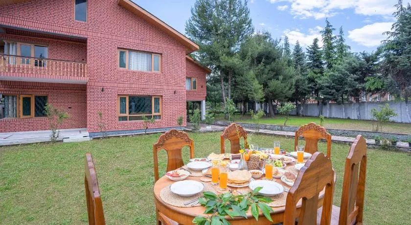 StayVista at Pinewood Villa near Srinagar Airport - Image 1