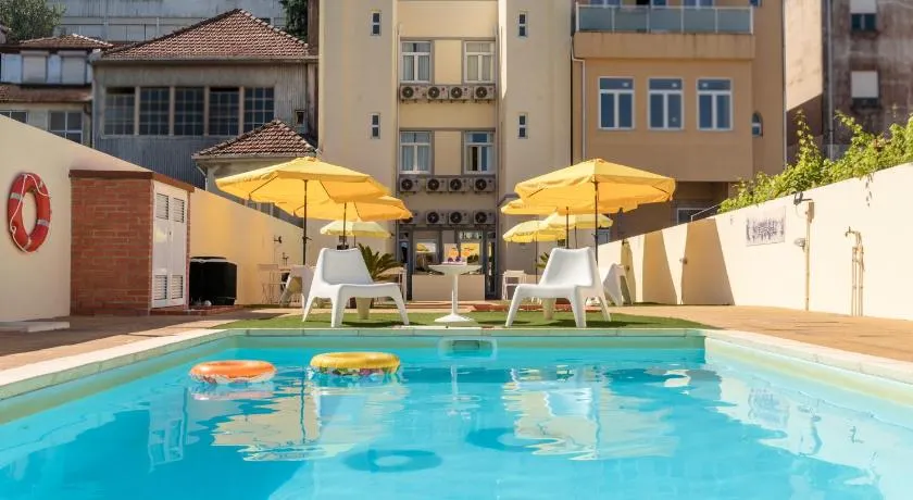 731 Costa Cabral Metro Residence - Image 1