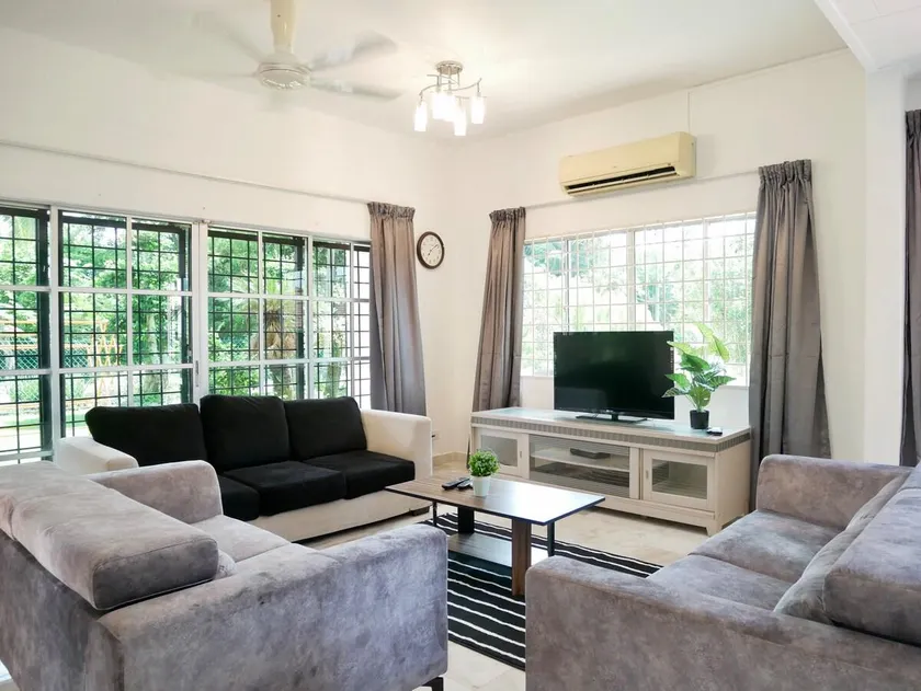 Cozy PD Villa - Bungalow for 15 paxs - Port Dickson - Image 1
