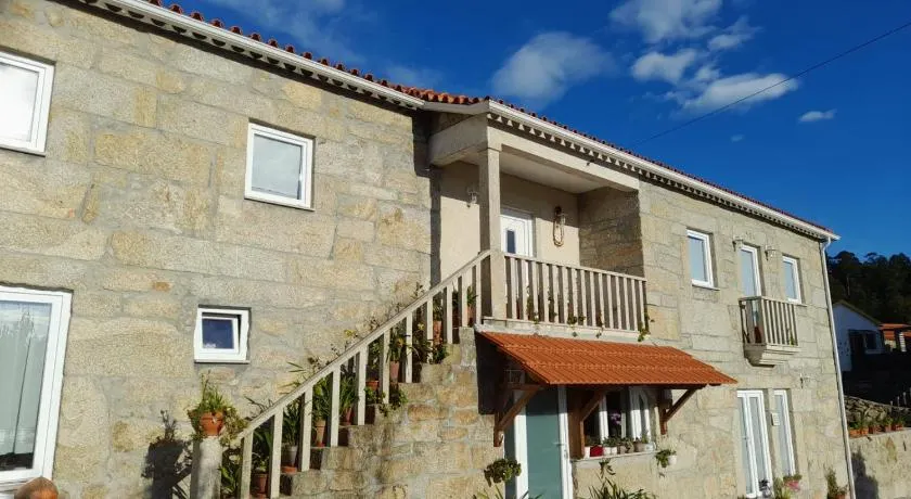 Alojamento São Lourenço - Image 1