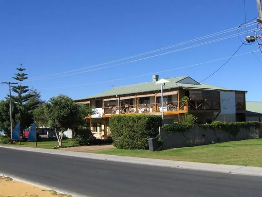 Lancelin Lodge - Image 1