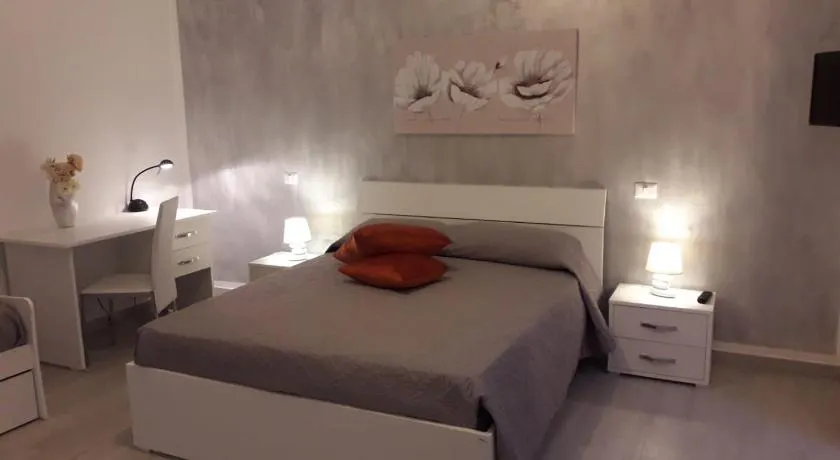 B & B 2 eRRe - Image 1