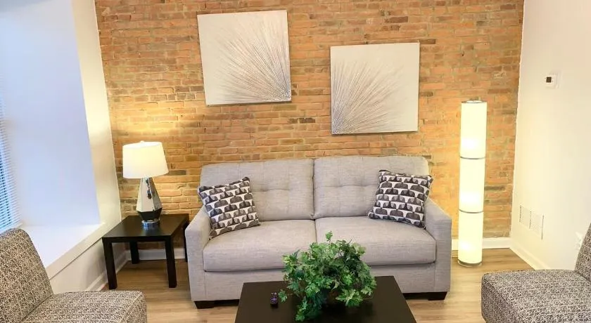 Lavish Luxe 2BD-1BA apartment in Federal Hill - Image 1