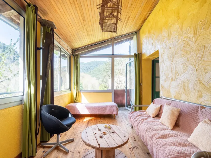 Vintage Retreat by the Vis - Image 1