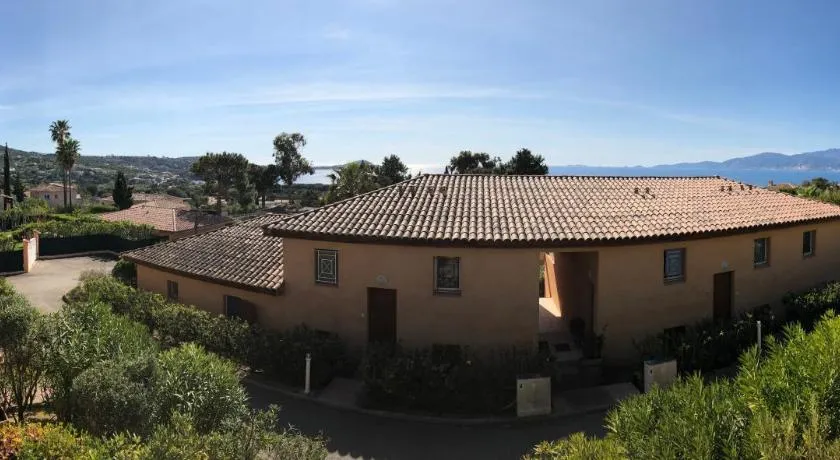 PORTICCIO, AGOSTA PLAGE vue mer pour 6 p, 2 ch, PROMO 7 nuits - Image 1