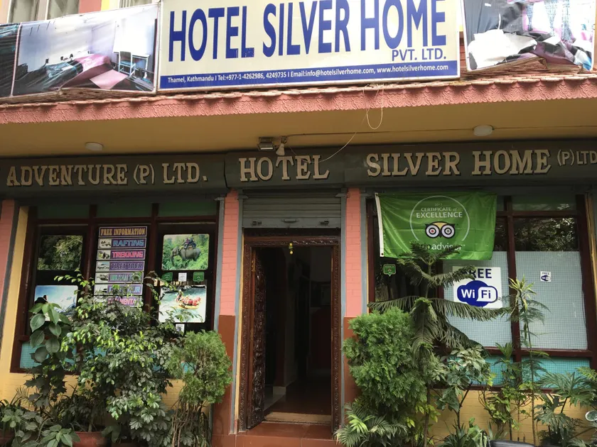 Hotel Silver Jubilee - Image 1