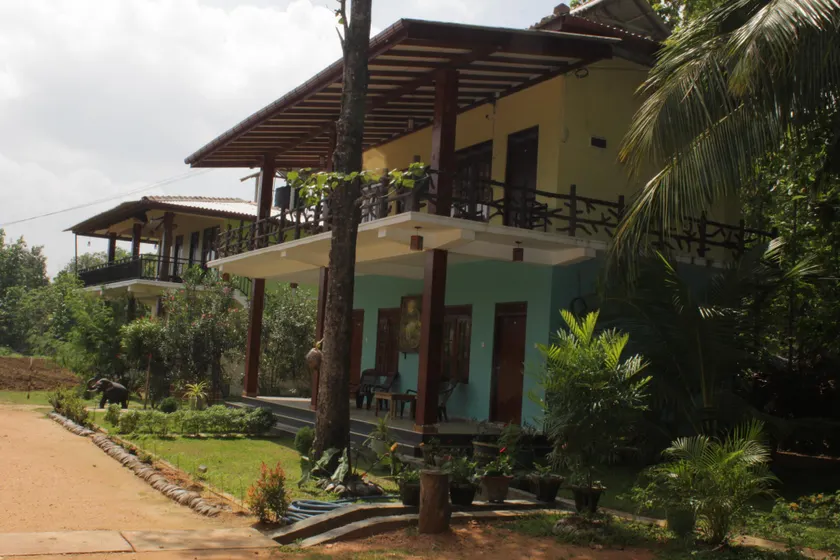 Darshani Lodge - Image 1