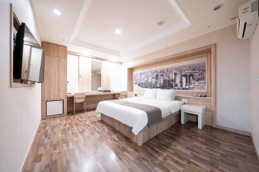 Bucheon Bucheon Hotel - Image 1