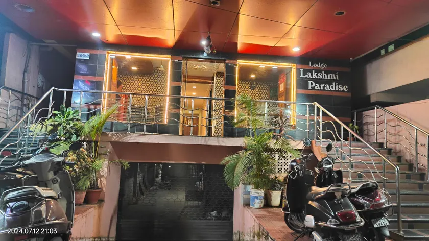 Hotel Lakshmi Paradise - Image 1