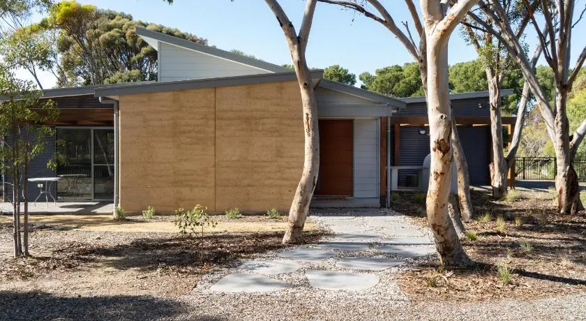 Swiss Retreat Goolwa - Image 1