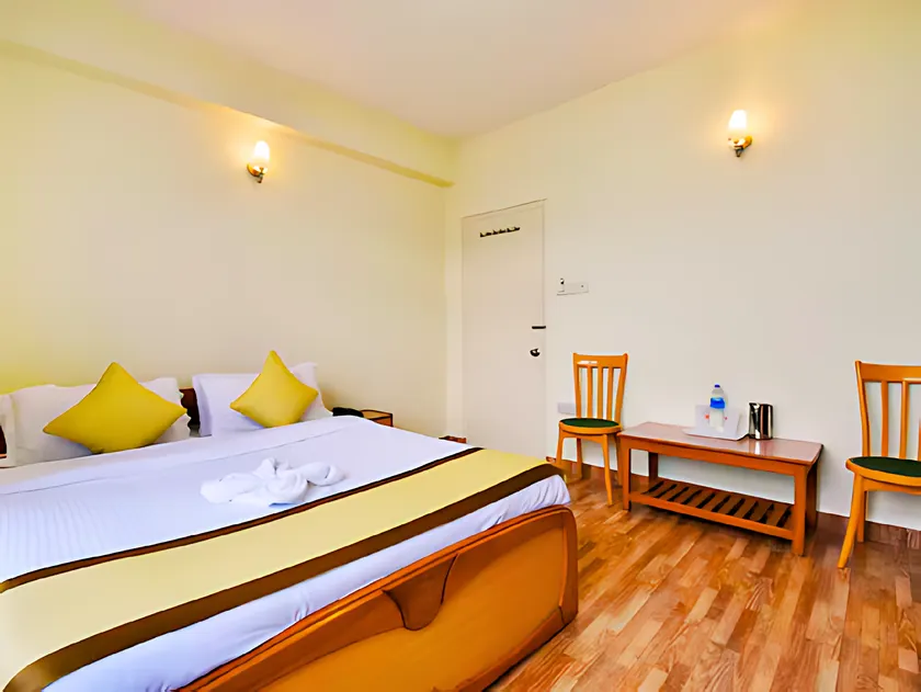 Hotel Renam - Image 1