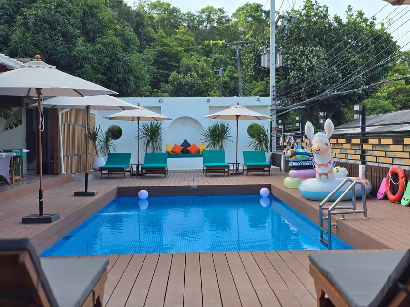 Green Bay Samed Resort - Image 1