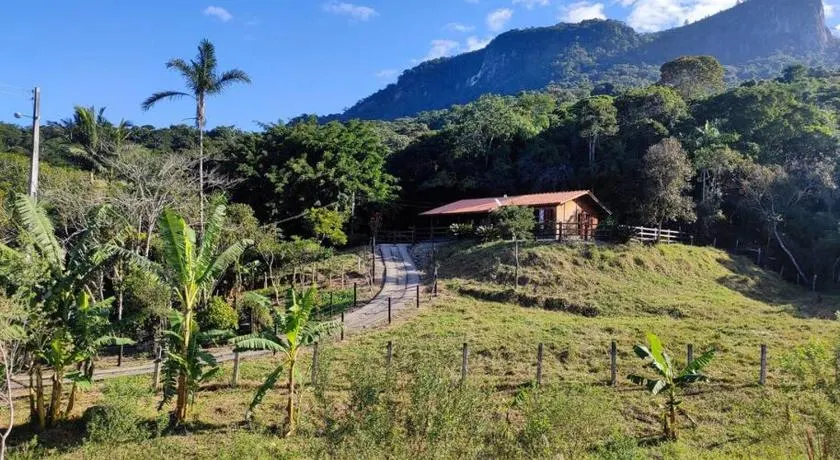 Casa de campo na cidade - Image 1