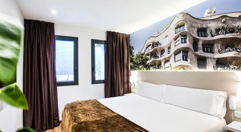 HOTEL BESTPRICE Maragall - Image 1