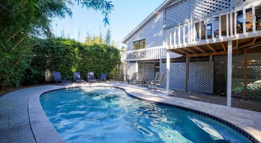 Nyt udlejning! 4th Row Ocean, 4 Bd, hund venlig, opvarmet privat pool! Nighthawk - Image 1