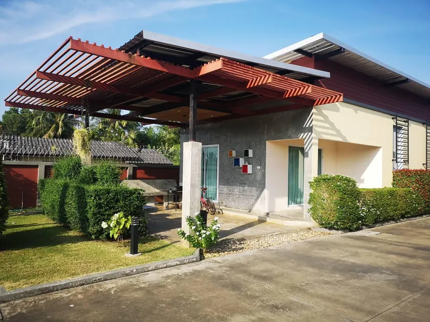 Suwannaphum Trang Resort - Image 1