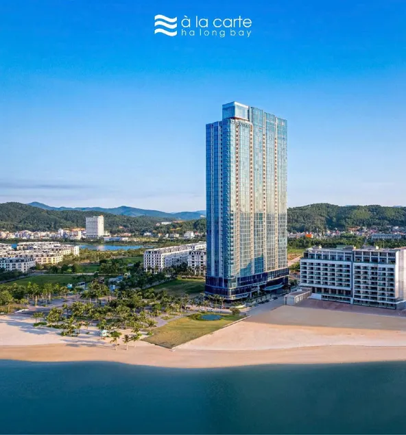5-Star Hotel Apartment À LaCarte Ha Long - Image 1