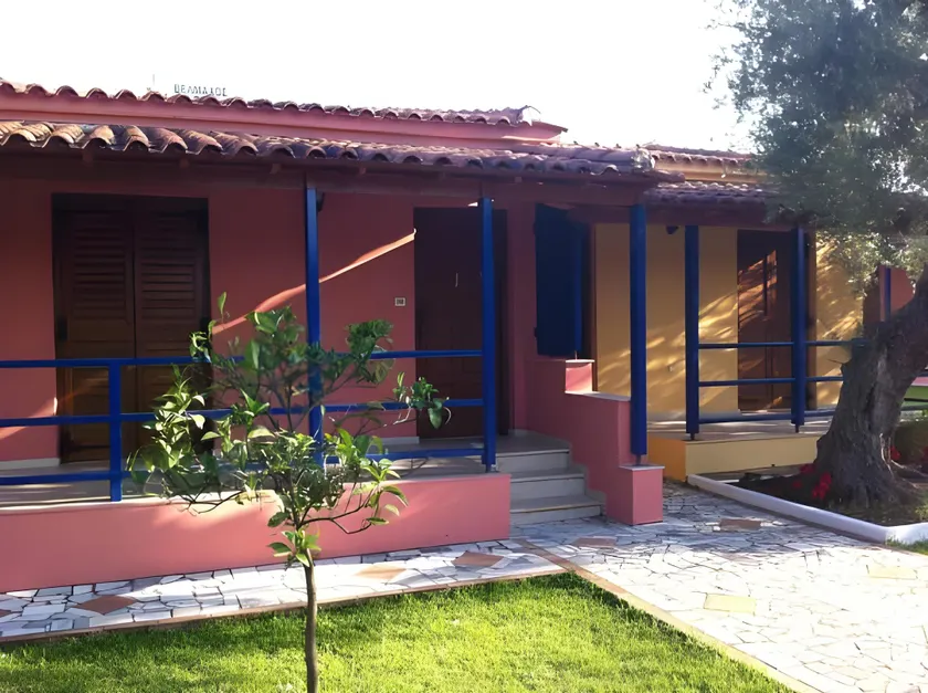 John & Jenny's Small Village - Image 1