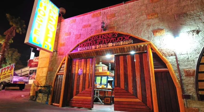 Corinne Hostel לזוגות ומשפחות וקורס צלילה - Image 1