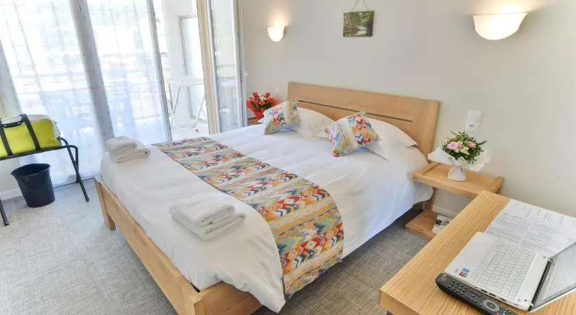 Hotel Sables D'or - Image 1