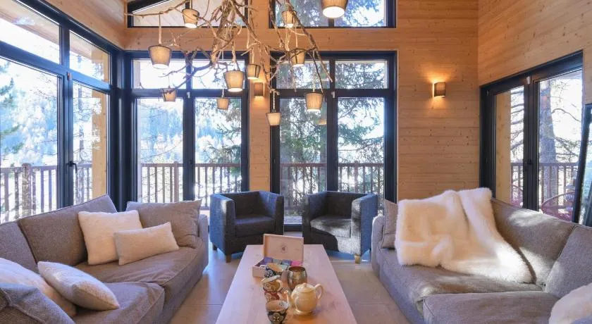 Kinderfreundliches großzügiges Chalet mit Terrasse, Sauna und beheiztem Pool | Bergblick | Nah am Skifahren | Ideal für Homeoffice - Image 1