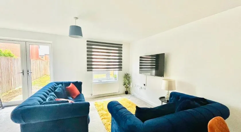 Honeybee Haven Retreat - 3 Bed House - Image 1