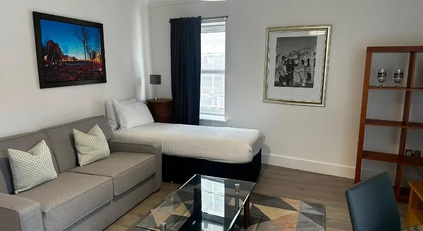Parnell District Apartments - Image 1