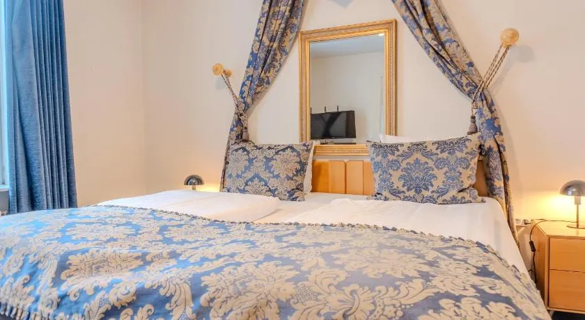 Hotel Palads Apartments - Image 1