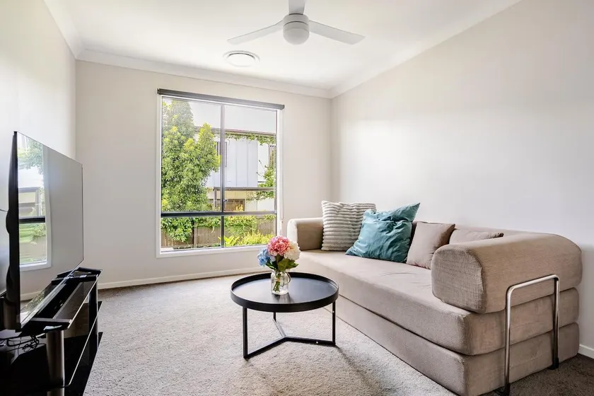 3-Bed Terrace | LargePool | Discount for Long stay - Image 1