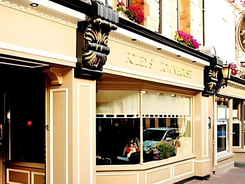Foley's Townhouse Killarney - Image 1