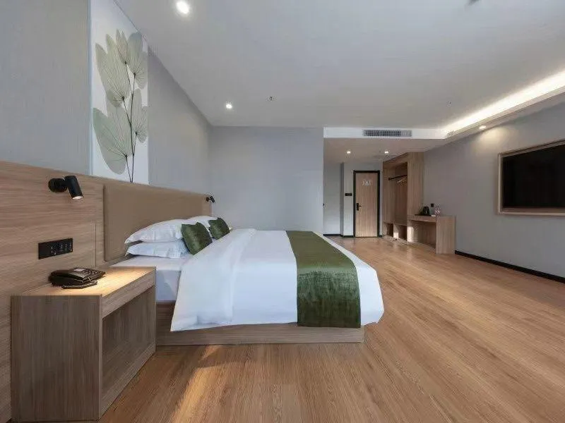 GreenTree Inn ShanDong JiNing ZouCheng ChangPingShan Road ChangPing Garden Express Hotel - Image 1