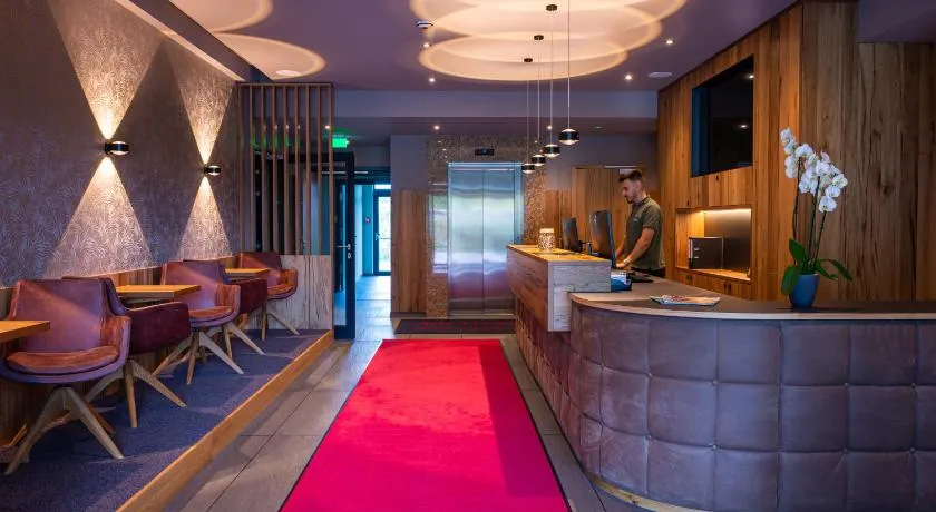 Kb Hotel - Image 1