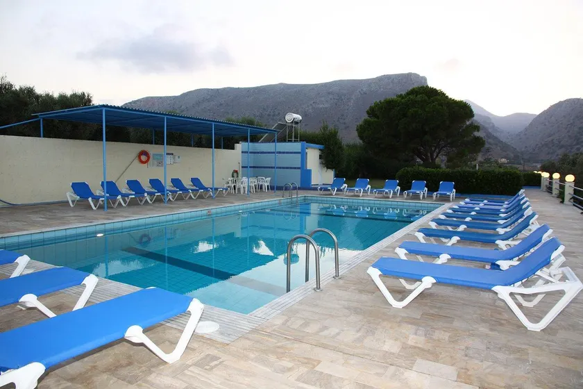 Poseidon Hotel - Image 1