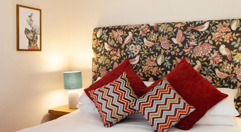 Banbury Hill Farm Bed & Breakfast - Image 1