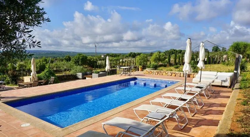 Can Susacasa relax rural con sol piscina y amplitud en Mallorca - Image 1