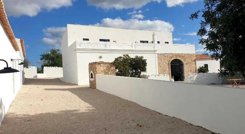 Uma Casa Rural - Image 1