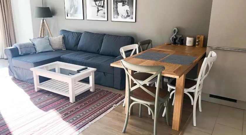 New Stylish Flat Near Old Town - Image 1