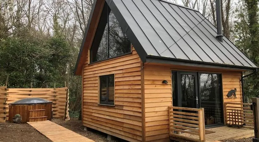 Foxes Hollow - Woodland Cabin - Alfriston - Image 1