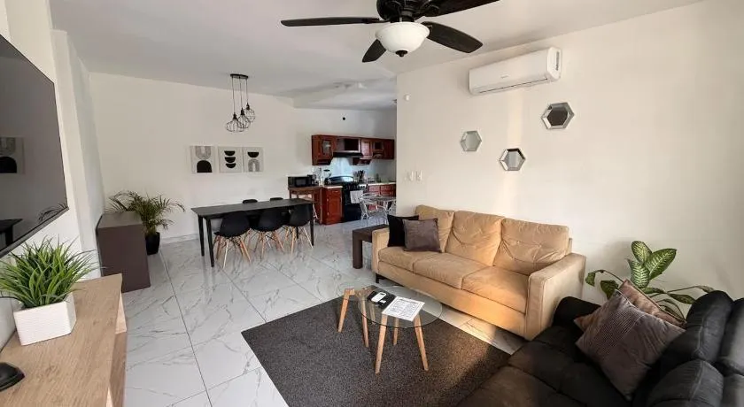 Great apartment 10 min to Fundidora Park Wifi Parking & Coffee - Image 1